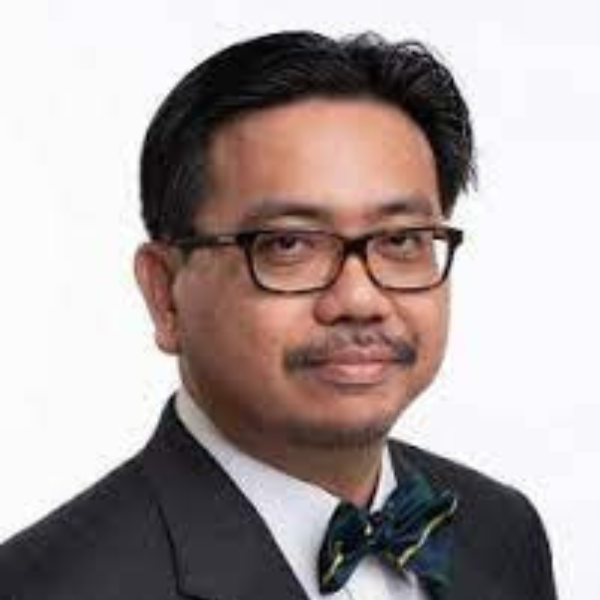 Professor Steve Ngo